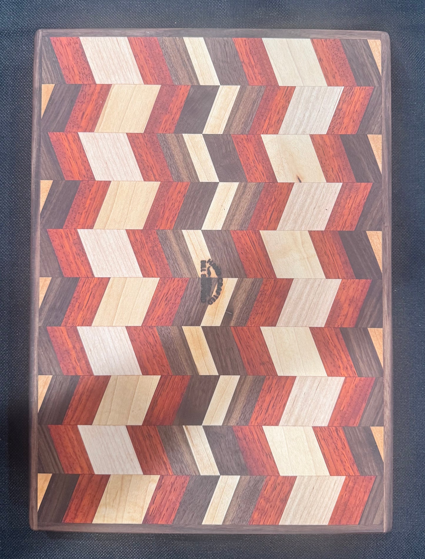 "NEW" C1029 - Stylish Charcuterie