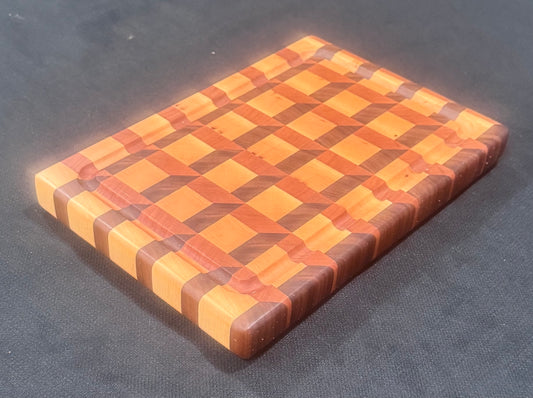S1043 - 3D Waffle Cutting Board