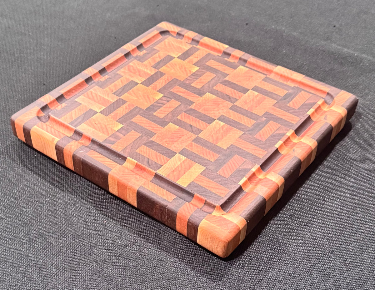 M1046 - Mixed Weave Cutting Board